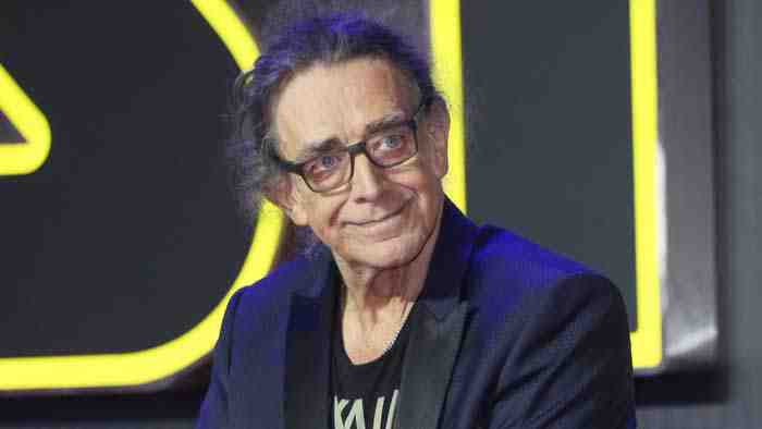 Chewbacca actor Peter Mayhew dies at 74