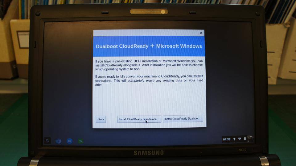 How to convert an old laptop into a Chromebook with CloudReady - FOR FREE!