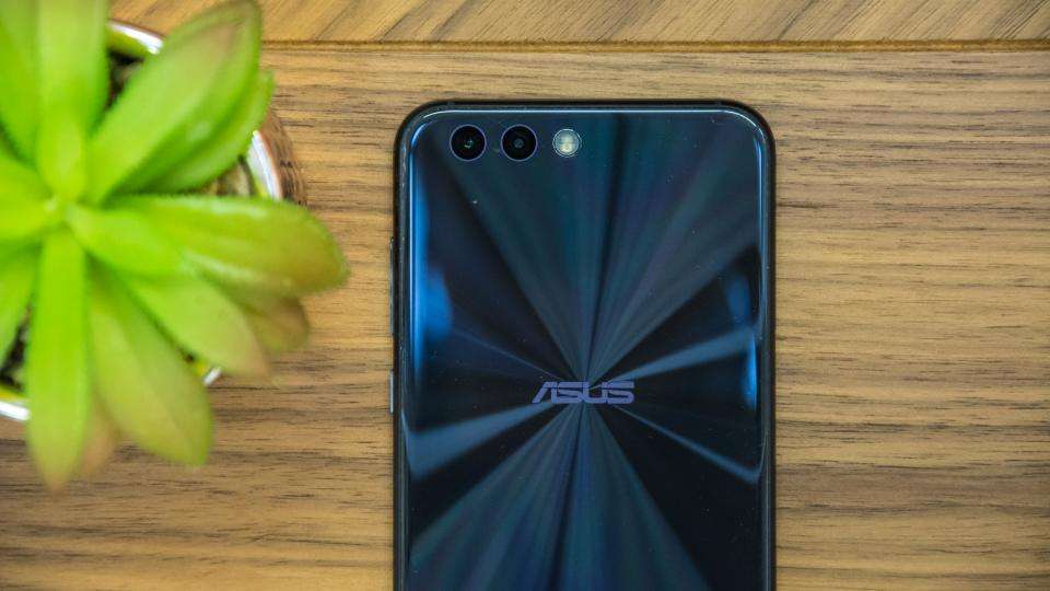 Asus Zenfone 4 review: Asus’ new mid-ranger has a fancy dual-camera