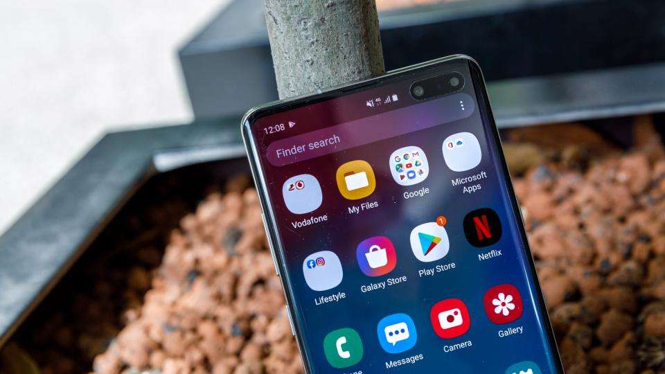 Samsung's Galaxy S10 5G is now £200 cheaper – the lowest price it's ever been