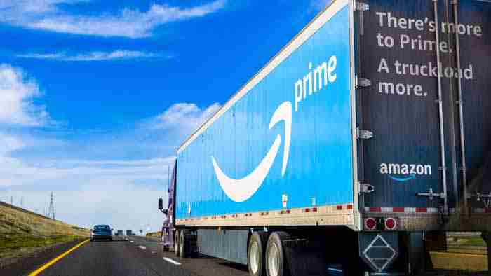 Amazon Prime works toward free one-day shipping